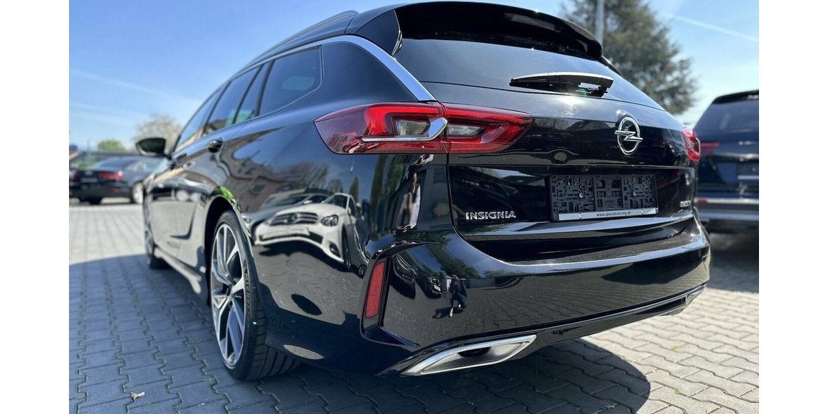 Opel Insignia B Sports Tourer GSi 4x4 / Headup / Pano 140.000 km 12.900 &euro; Mönchengladbach 41066