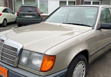 Mercedes-Benz 200 183.400 km 5.880 &euro; Düsseldorf 40549