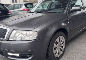 Skoda Superb 151.245 km 3.950 &euro; Hilden 40723