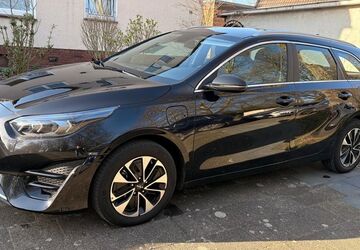 Kia ceed Sportswagon 35.500 km 19.800 &euro; duisburg 47228
