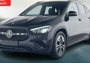 Mercedes-Benz GLA 220 15.914 km 45.980 &euro; Mönchengladbach 41068