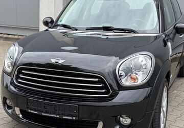 Mini Countryman D (Cooper) 95.000 km 9.200 &euro; Düsseldorf - Bezirk 8 40231