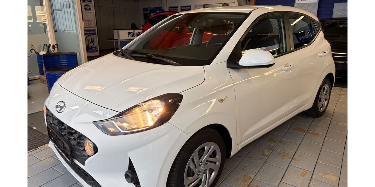 Hyundai i10 68.450 km 9.350 &euro; Leverkusen 51379