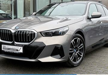 BMW i5 24.741 km 59.930 &euro; Mülheim 45472