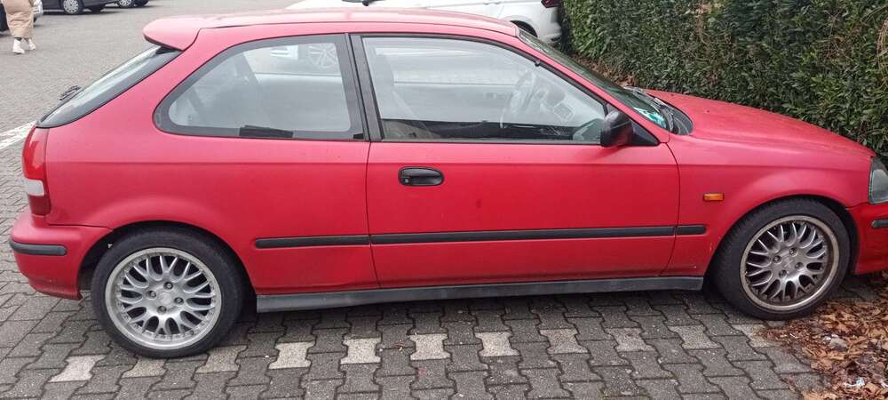 Honda Civic 181.000 km 2.000 &euro; Wetschewell (Mönchengladbach) 41199