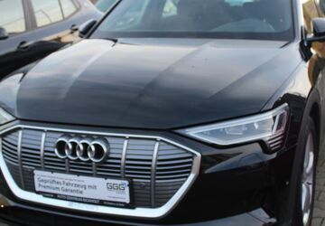 Audi e-tron 65.400 km 31.950 &euro; Mülheim a.d.Ruhr 45472