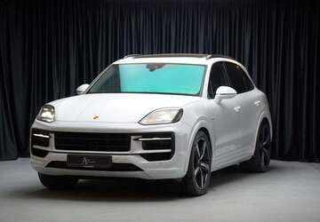 Porsche Cayenne 26.800 km 94.990 &euro; Düsseldorf 40211