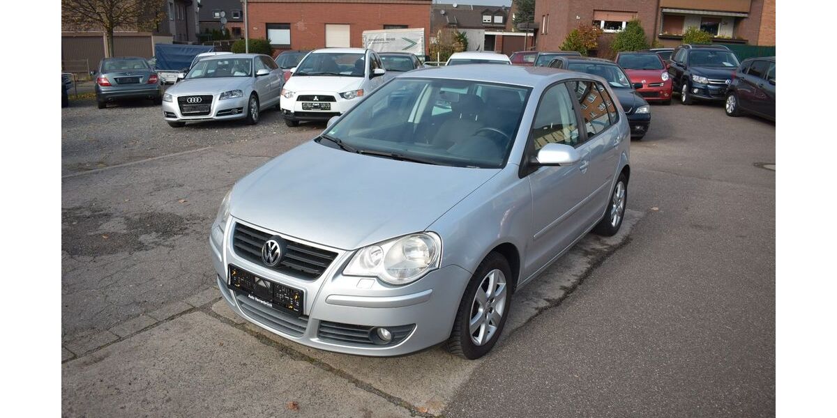 VW Polo 71.500 km 5.980 &euro; Oberhausen 46145