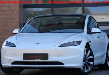 Tesla Model 3 13.900 km 44.490 &euro; Krefeld 47800