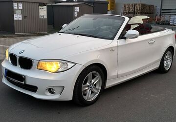 BMW 118 230.000 km 6.490 &euro; Duisburg 47249