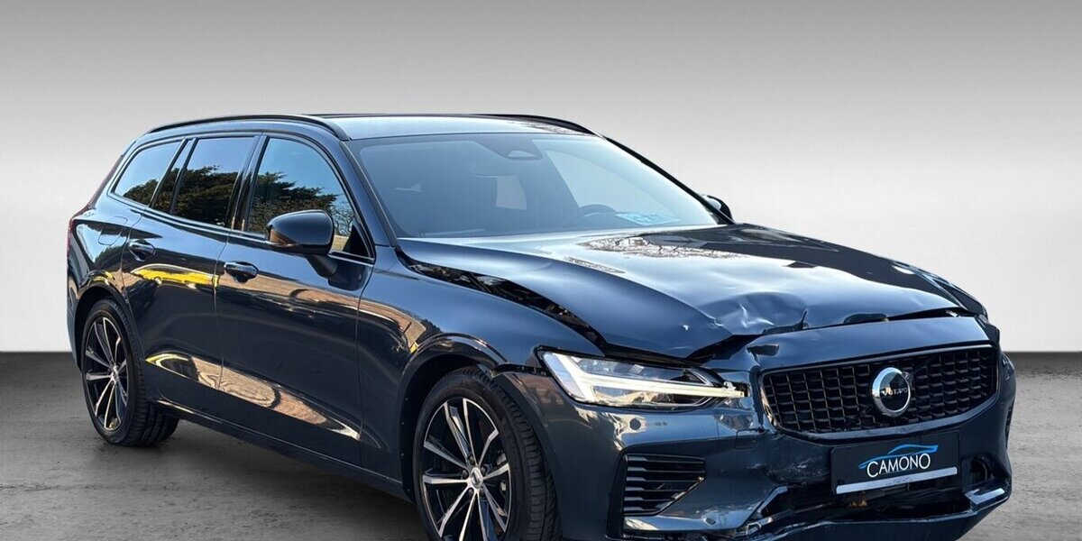 Volvo V60 T8 Plus Dark Hybrid AWD Leder LED AHK 12.629 km 30.900 &euro; Wuppertal 42327