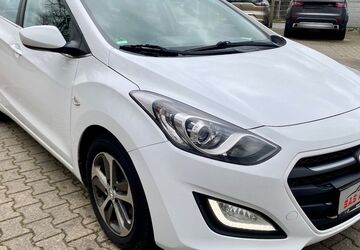 Hyundai i30 297.435 km 4.000 &euro; Moers 47445