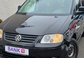 VW Caddy 216.400 km 3.998 &euro; Mönchengladbach 41063