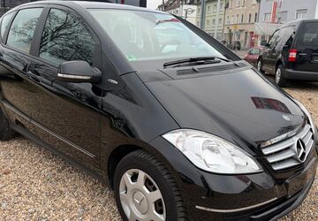 Mercedes-Benz A 160 39.800 km 7.200 &euro; Leverkusen 51371