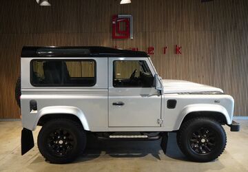 Land Rover Defender 55.000 km 51.941 &euro; Duisburg 47228