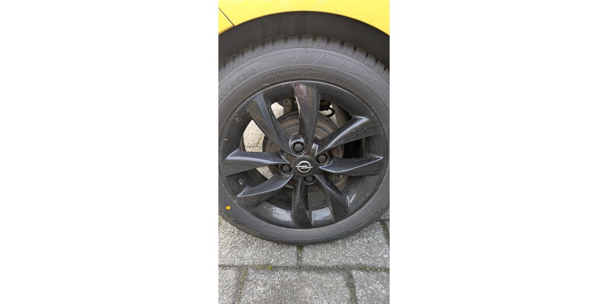 Opel Adam 72.557 km 5.600 &euro; Viersen 41747