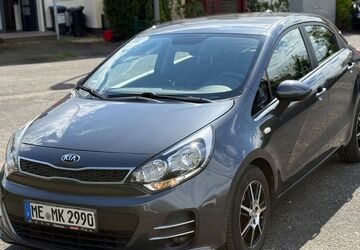 Kia Rio 70.199 km 8.500 &euro; Langenfeld 40764