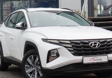 Hyundai TUCSON 100.000 km 17.900 &euro; Neuss 41469