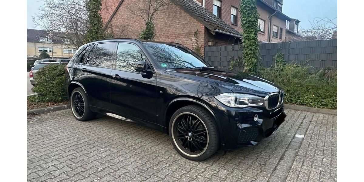 BMW X5 116.605 km 31.000 &euro; Neuss 41469