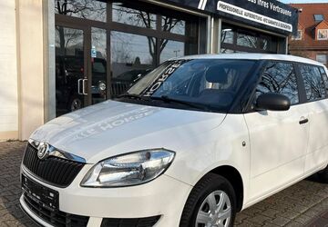 Skoda Fabia 68.100 km 4.898 &euro; Korschenbroich 41352