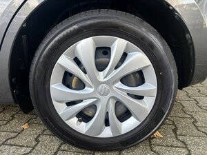 Suzuki Swift 1.2 Club Hybrid +BT+LED+USB+wenig KM 19.476 km 10.989 &euro; Meerbusch 40667