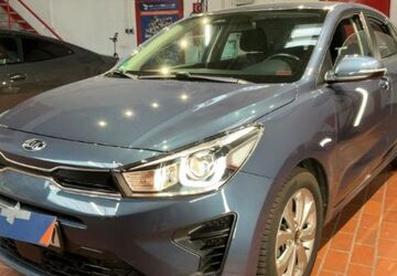 Kia Rio 58.783 km 13.990 &euro; Mönchengladbach 41061