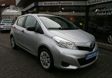 Toyota Yaris 148.000 km 5.950 &euro; Mönchengladbach 41065