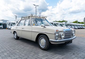 Mercedes-Benz 200 141.500 km 25.750 &euro; Mülheim an der Ruhr 45481