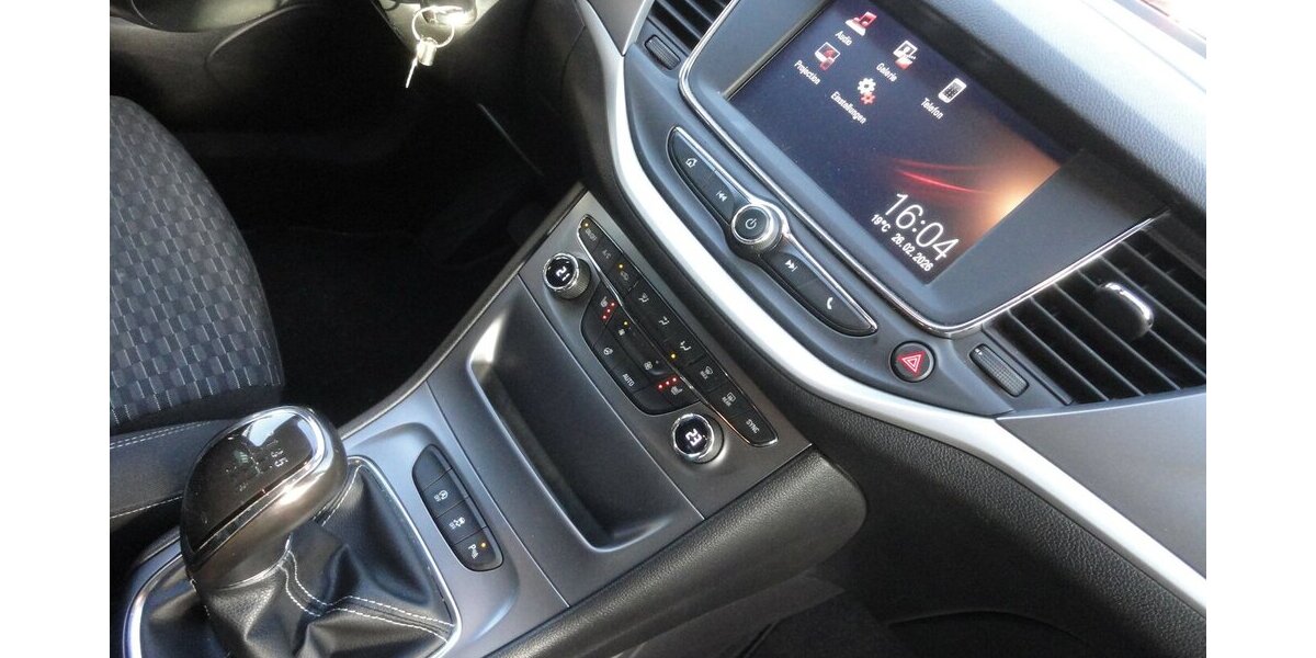 Opel Astra Edition 1,4 Klimatr. SHZ PDC Allwetter Top 90.000 km 8.990 &euro; Neuss 41462