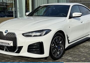 BMW i4 15.809 km 50.940 &euro; Mülheim 45472