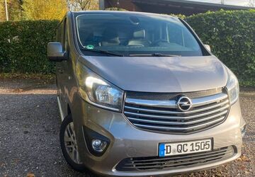 Opel Vivaro 60.000 km 11.000 &euro; Angermund 40489