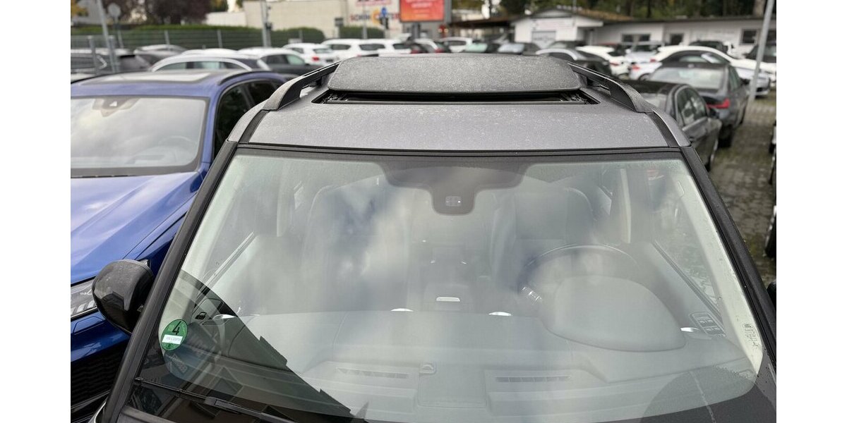 Land Rover Discovery SDV6 / HSE / Kamera / Pano / 7 Sitze 199.000 km 19.890 &euro; Mönchengladbach 41066