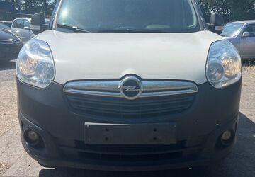 Opel Combo 96.000 km 5.490 &euro; Duisburg 47138