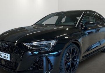 Audi RS3 4.000 km 69.980 &euro; Düsseldorf 40233