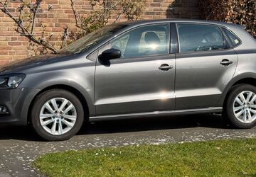 VW Polo 106.000 km 7.950 &euro; Neuss 41466