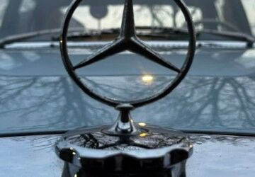 Mercedes-Benz 200 92.000 km 16.500 &euro; Krefeld 47839