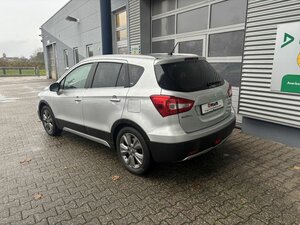 Suzuki SX4 S-Cross 1.0 AT Comfort +Navi+BT+Sitzhzg+Key+ 48.552 km 15.998 &euro; Meerbusch 40667