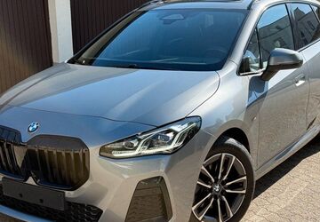 BMW 218 215.000 km 19.840 &euro; Düsseldorf 40468
