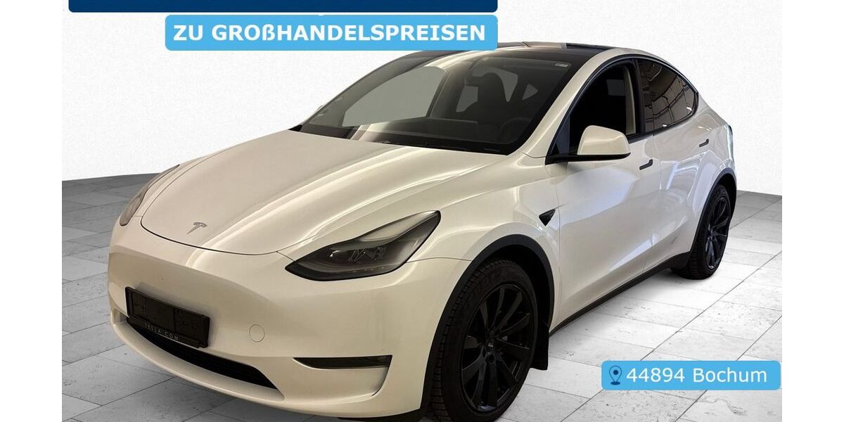 Tesla Model Y 74.720 km 30.395 &euro; Krefeld 47829