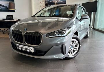 BMW 225 Active Tourer 28.199 km 30.580 &euro; Duisburg 47119