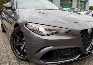 Alfa Romeo Giulia 61.000 km 53.649 &euro; Mönchengladbach 41069