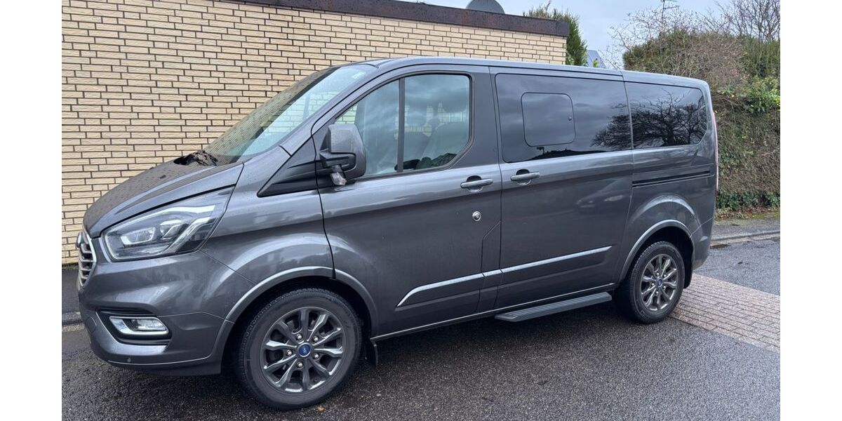 Ford Tourneo Custom 106.500 km 30.990 &euro; Pulheim 50259