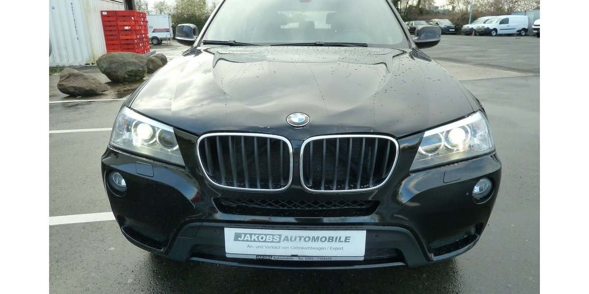 BMW X3 2.0 D x drive Autom. Pano Leder Lachschäden 313.000 km 7.900 &euro; Ratingen 40885