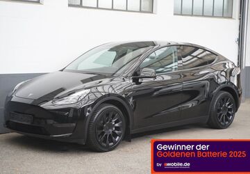Tesla Model Y 37.969 km 35.950 &euro; Mönchengladbach 41236