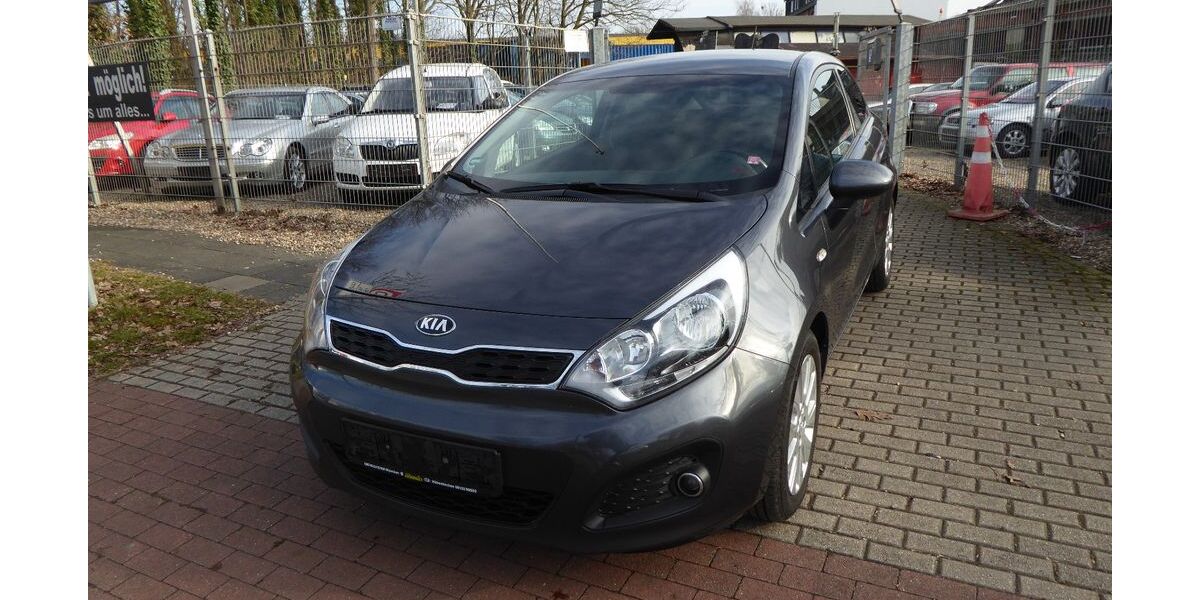 Kia Rio 161.000 km 3.750 &euro; Duisburg 47249