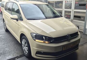 VW Touran 235.427 km 15.850 &euro; Korschenbroich 41352