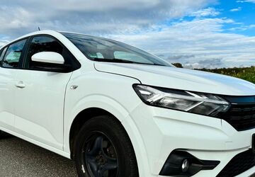 Dacia Sandero 165.000 km 7.400 &euro; Viersen 41749