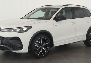 VW Tiguan 22.200 km 45.184 &euro; Düsseldorf 40233
