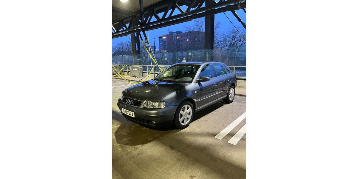 Audi A3 39.900 km 7.999 &euro; Düsseldorf 40589