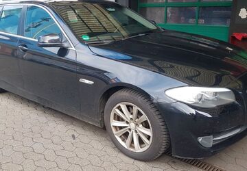 BMW 520 329.000 km 5.599 &euro; Düsseldorf 40231